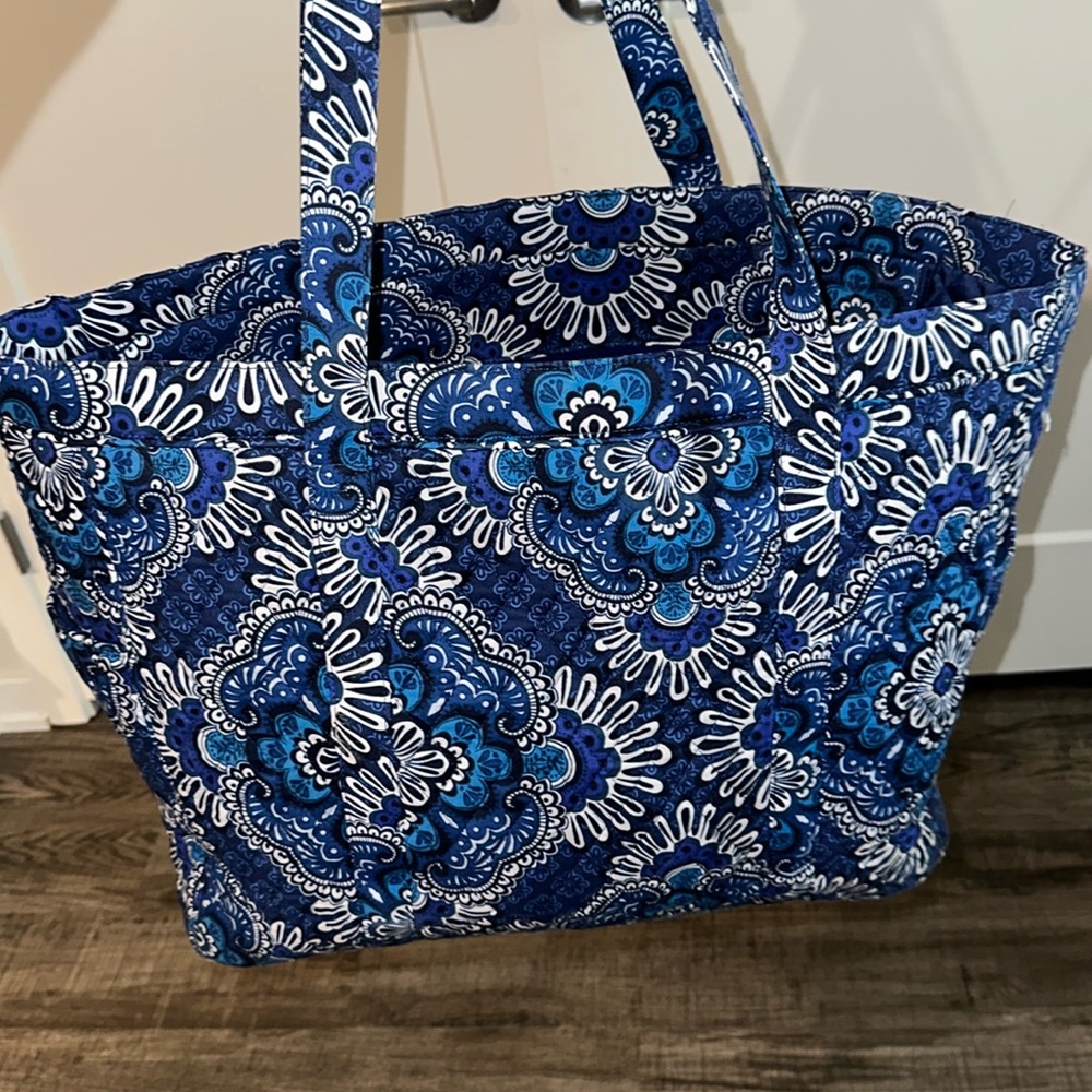 Vera Bradley Travel Bag